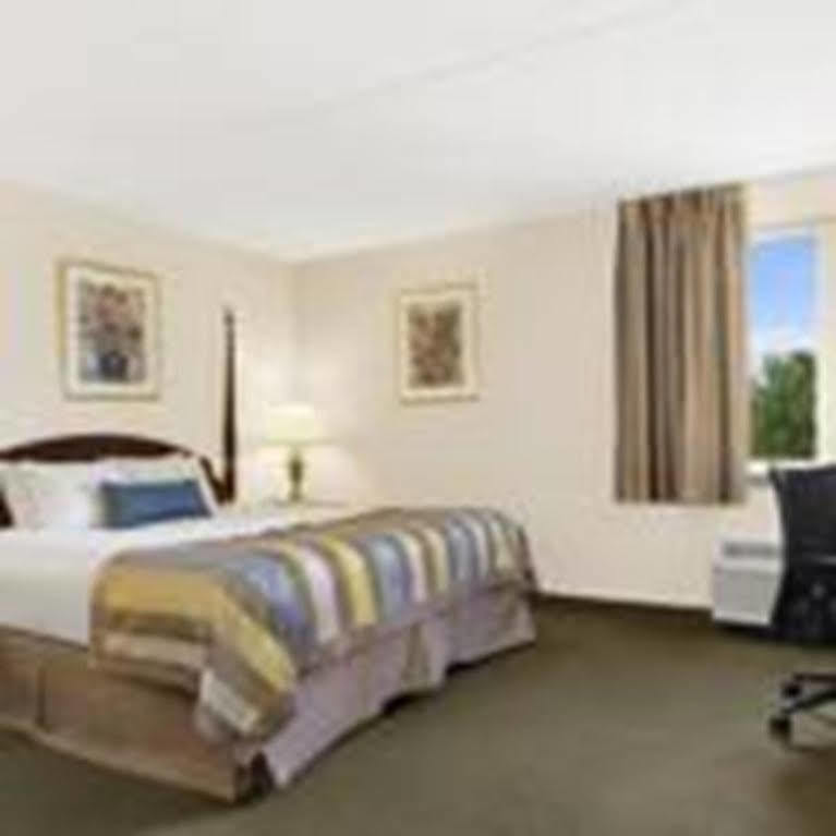 Days Hotel Hershey